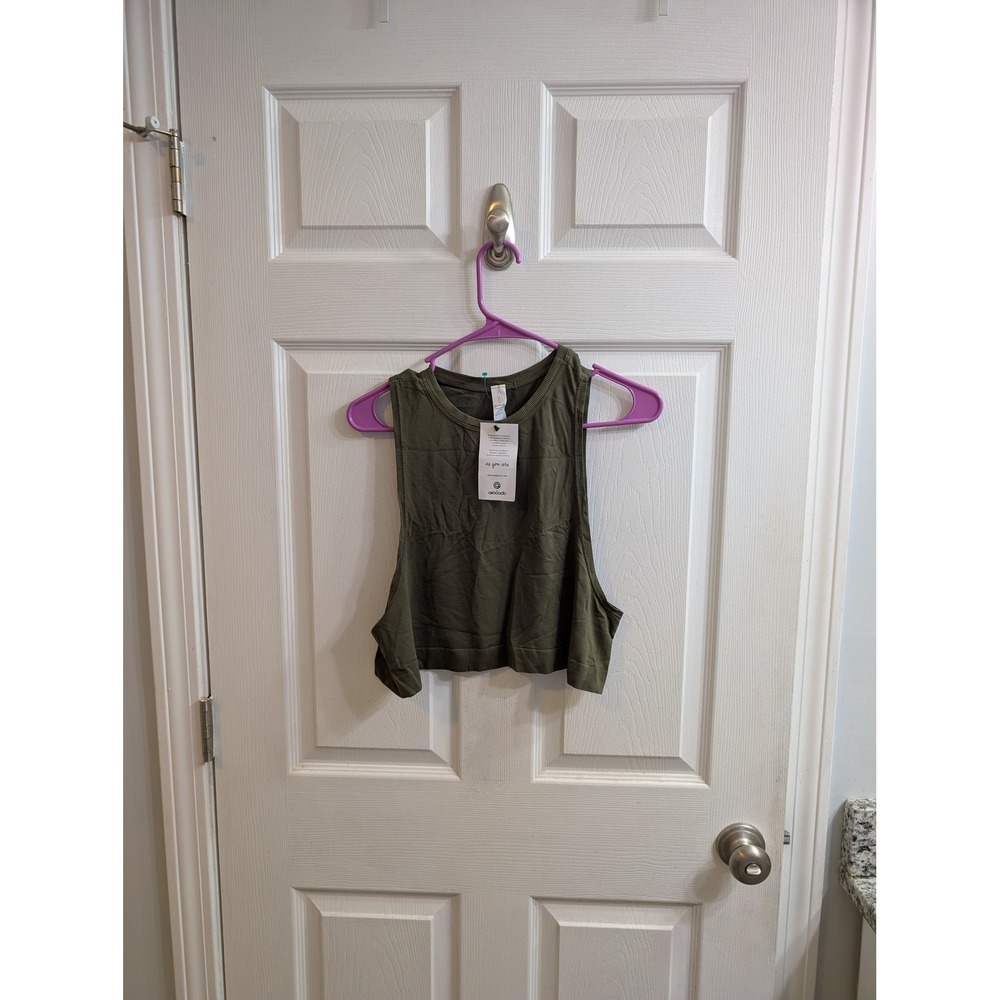 Avocado Crop Tank Top Olive‎ Green Sleeveless Workout Athleisure - Size S